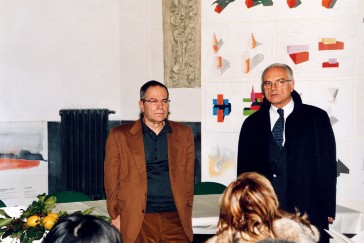 Foto-cronaca della intitolazione di un'aula alla docente Adele Longobardi