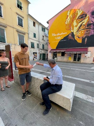 Fotografia di un momento dell'incontro col senatore Endrizzi