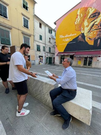 Fotografia di un momento dell'incontro col senatore Endrizzi