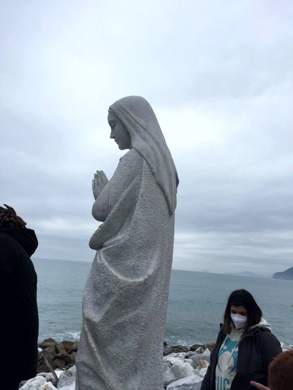 Posizionamento della Madonnina sul Porto di Marina di Carrara